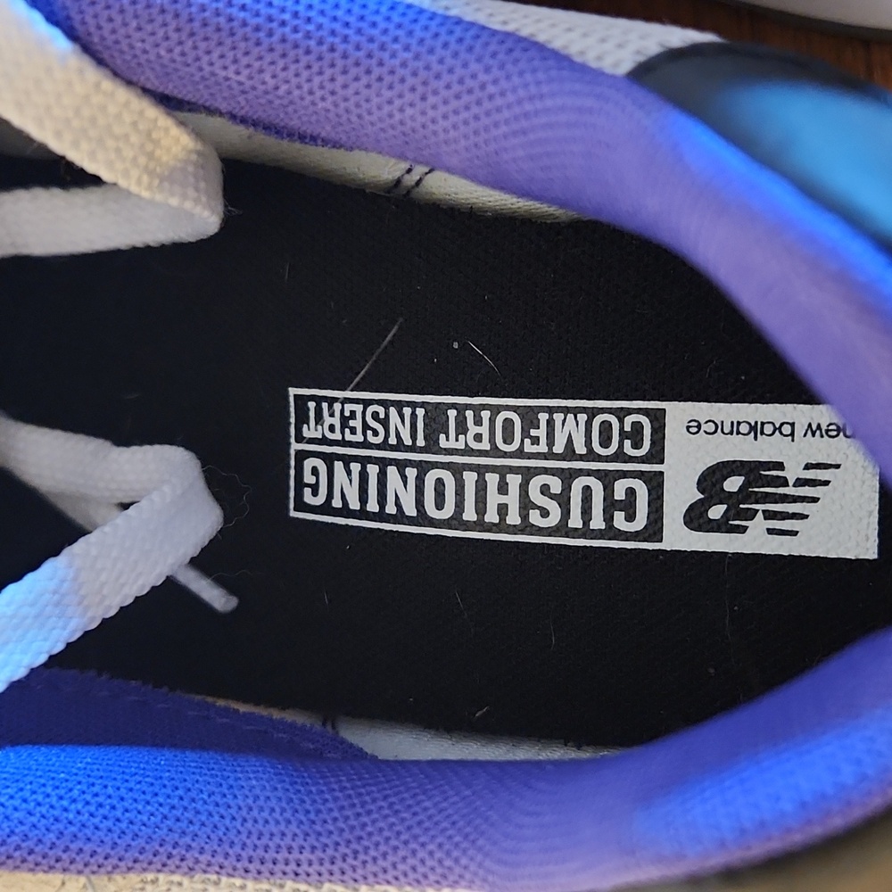 New Balance Sneakers - Picture 4 of 6